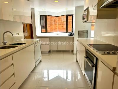 Apartamento en venta en Los Rosales, Bogotá · foto 10 de 19