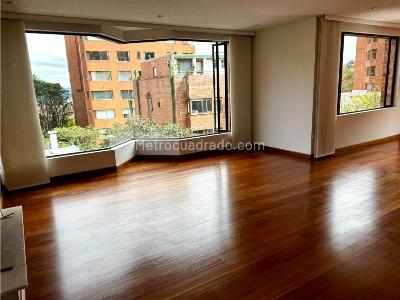 Apartamento en venta en Los Rosales, Bogotá · foto 16 de 19