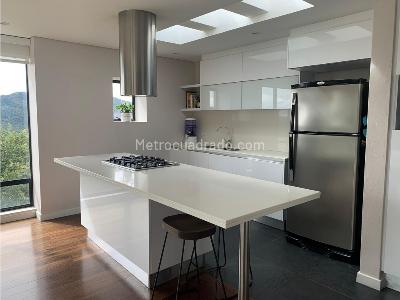 Casa de 3 alcobas en venta en Arboretto, La Calera, 270 m² · foto 3 de 9