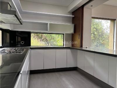 Casa de 4 alcobas en venta en Arboretto Bosque Residencial, La Calera, 322 m² · foto 8 de 20