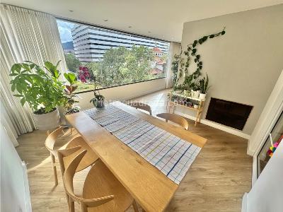 Apartamento de 3 alcobas en venta en Chico Reservado, Bogotá, 149 m² · foto 4 de 12