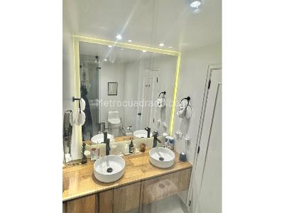 Apartamento de 3 alcobas en venta en Chico Reservado, Bogotá, 149 m² · foto 5 de 12
