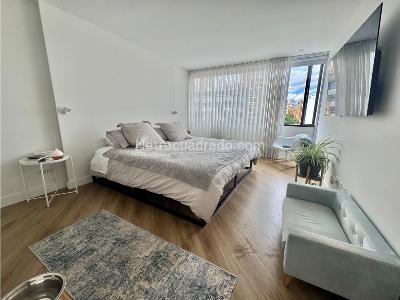 Apartamento de 3 alcobas en venta en Chico Reservado, Bogotá, 149 m² · foto 9 de 12
