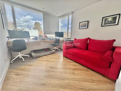 Apartamento de 3 alcobas en venta en Chico Reservado, Bogotá, 149 m² · foto 10 de 12