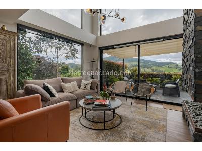 Casa de 3 alcobas en venta en Valle Alto De La Pradera, La Calera, 274 m² · foto 2 de 20