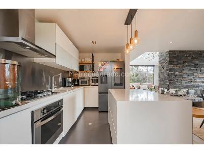 Casa de 3 alcobas en venta en Valle Alto De La Pradera, La Calera, 274 m² · foto 9 de 20