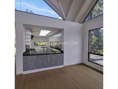 Casa de 3 alcobas en venta en Arboretto, La Calera, 250 m² · foto 4 de 8