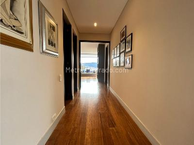 Apartamento en venta en Cerros De Suba, Bogotá · foto 15 de 19