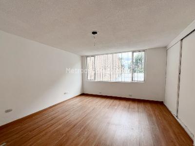 Casa de 5 alcobas en arriendo en Santa Margarita, Bogotá, 266 m² · foto 14 de 17