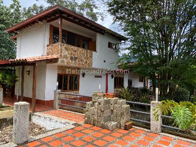 Casa en venta en Loma De Las Brujas, Envigado · foto 18 de 20