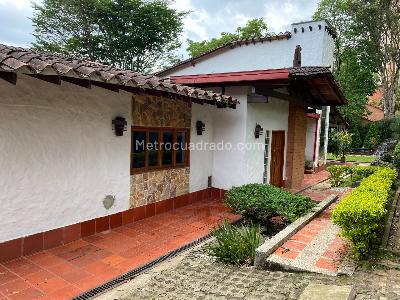 Casa en venta en Loma De Las Brujas, Envigado · foto 19 de 20
