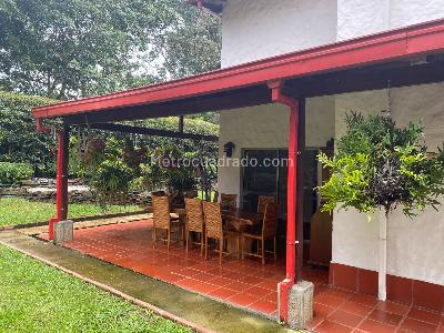 Casa en venta en Loma De Las Brujas, Envigado · foto 2 de 20