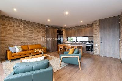 Apartamento de 1 alcoba en arriendo en Lalinde, Medellín, 106 m² · foto 6 de 20