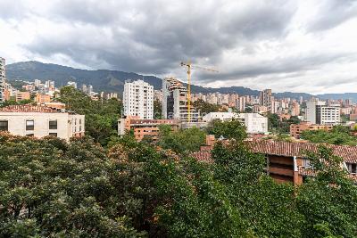 Apartamento de 1 alcoba en arriendo en Lalinde, Medellín, 106 m² · foto 4 de 20