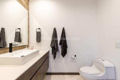 Apartamento de 1 alcoba en arriendo en Lalinde, Medellín, 106 m² · foto 17 de 20
