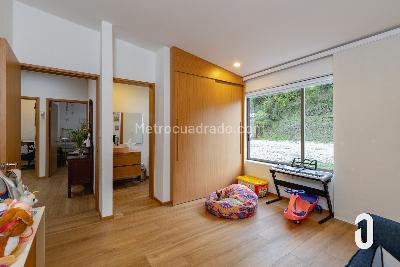 Casa de 3 alcobas en venta en La Manuela, Envigado, 310 m² · foto 11 de 19