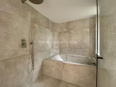 Apartamento de 3 alcobas en venta en El Poblado, Medellín, 340 m² · foto 11 de 20