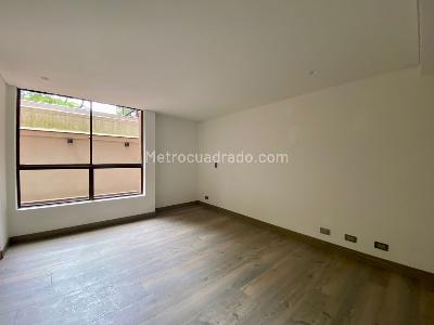 Apartamento de 3 alcobas en venta en El Poblado, Medellín, 340 m² · foto 18 de 20