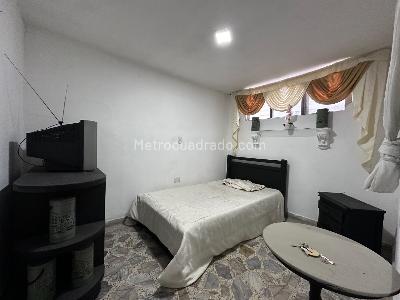 Casa de 5 alcobas en venta en Miranda, Medellín, 200 m² · foto 12 de 19