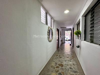 Casa de 5 alcobas en venta en Miranda, Medellín, 200 m² · foto 6 de 19