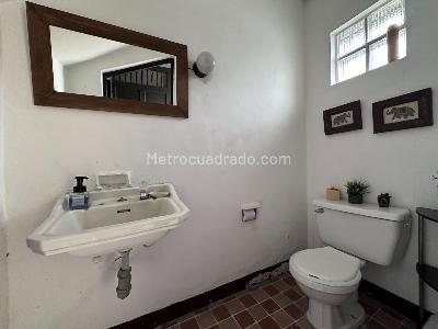 Casa de 4 alcobas en venta en Buenos Aires, Medellín, 340 m² · foto 20 de 20
