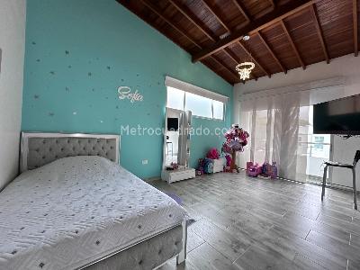 Casa de 5 alcobas en venta en Norte America, Bello, 720 m² · foto 8 de 20