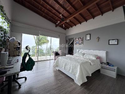 Casa de 5 alcobas en venta en Norte America, Bello, 720 m² · foto 9 de 20