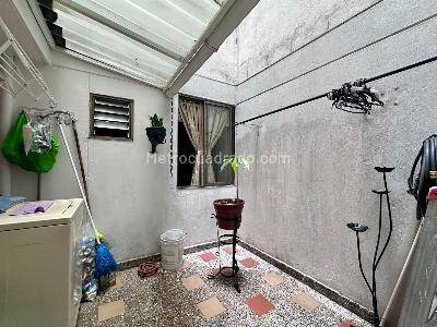 Apartamento de 1 alcoba en venta en Diego Echavarria, Medellín, 90 m² · foto 11 de 20