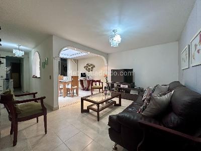Apartamento de 1 alcoba en venta en Diego Echavarria, Medellín, 90 m² · foto 2 de 20