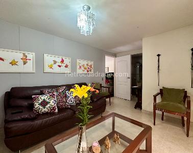 Apartamento de 1 alcoba en venta en Diego Echavarria, Medellín, 90 m² · foto 5 de 20
