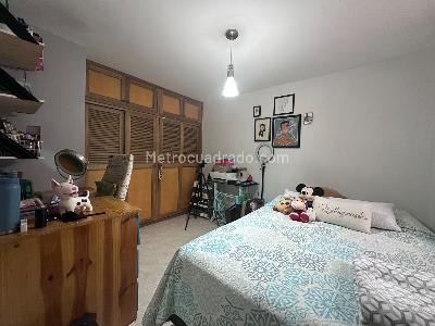 Apartamento de 1 alcoba en venta en Diego Echavarria, Medellín, 90 m² · foto 14 de 20
