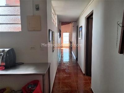 Casa de 5 alcobas en venta en Belen Los Alpes, Medellín, 230 m² · foto 12 de 20