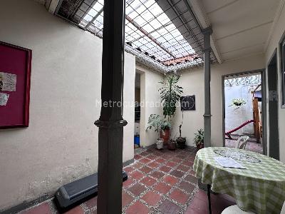 Casa de 5 alcobas en venta en Prado Centro, Medellín, 224 m² · foto 15 de 20