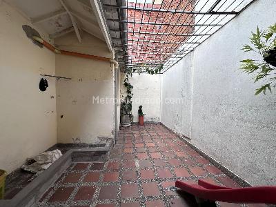 Casa de 5 alcobas en venta en Prado Centro, Medellín, 224 m² · foto 18 de 20