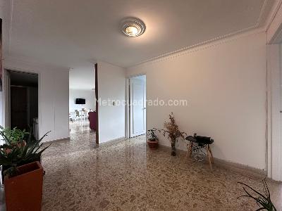 Apartamento en venta en El Poblado, Medellín · foto 10 de 20