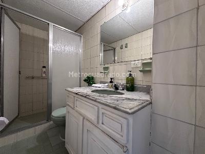 Apartamento en venta en El Poblado, Medellín · foto 15 de 20