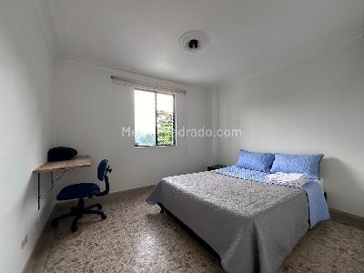 Apartamento en venta en El Poblado, Medellín · foto 18 de 20