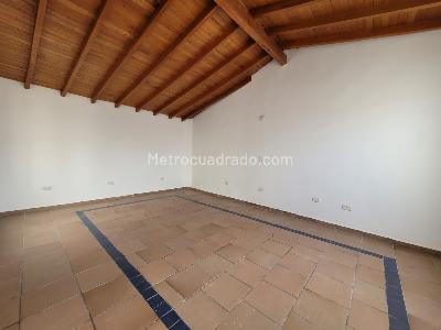 Apartamento de 5 alcobas en venta en El Centro, Rionegro, 190 m² · foto 2 de 20