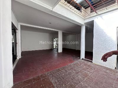 Casa de 5 alcobas en venta en Laureles, Medellín, 768 m² · foto 12 de 20