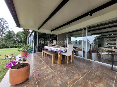 Casa de 3 alcobas en venta en Vereda Sajonia, Rionegro, 375 m² · foto 4 de 20