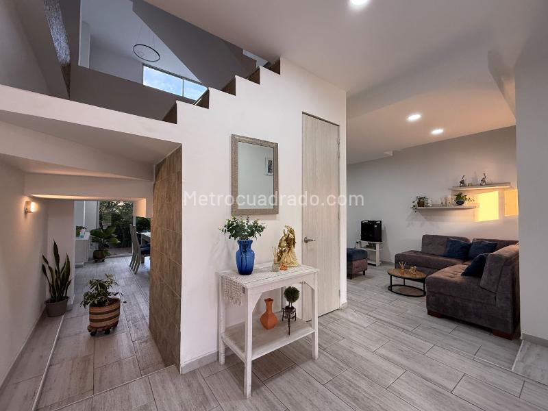 Casa – Ibagué, Las Palmeras, Comuna 9 - Picaleña-Mirolindo - Vista 3