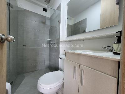 Apartamento de 3 alcobas en venta en Las Lomitas, Sabaneta, 69 m² · foto 14 de 20