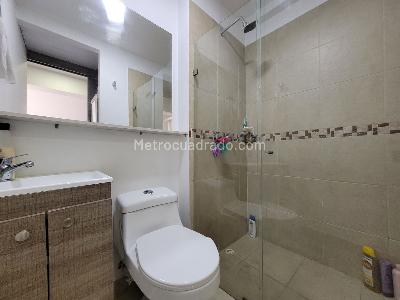 Apartamento de 3 alcobas en venta en Las Lomitas, Sabaneta, 69 m² · foto 16 de 20