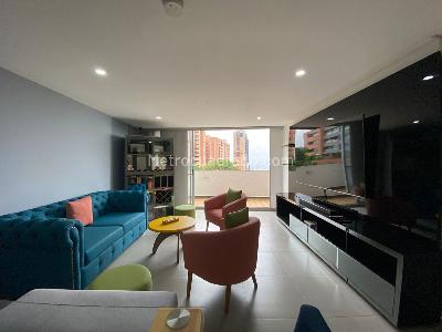 Apartamento de 1 alcoba en venta en El Poblado, Medellín, 78 m² · foto 2 de 13