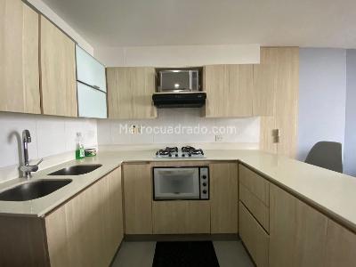 Apartamento de 1 alcoba en venta en El Poblado, Medellín, 78 m² · foto 7 de 13