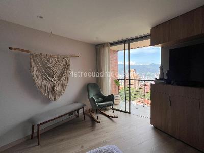 Apartamento en arriendo en Loma De Los Gonzalez, Medellín · foto 10 de 13