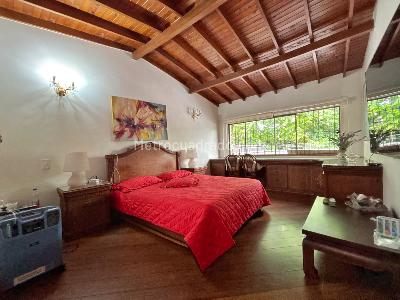 Casa de 3 alcobas en venta en El Poblado, Medellín, 262 m² · foto 18 de 20