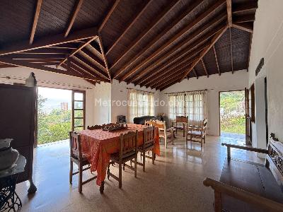 Casa de 3 alcobas en venta en V, Sabaneta, 200 m² · foto 7 de 20
