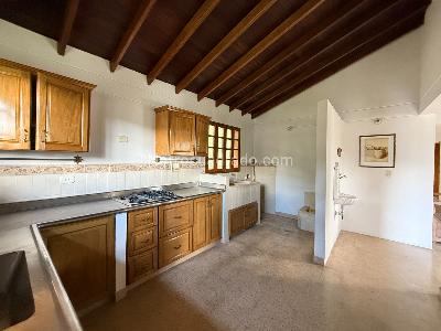 Casa de 3 alcobas en venta en V, Sabaneta, 200 m² · foto 9 de 20