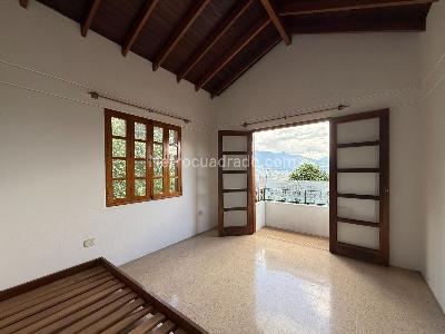 Casa de 3 alcobas en venta en V, Sabaneta, 200 m² · foto 15 de 20